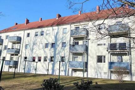Wohnung Riesa Pausitzer Delle - 4 Zimmer, 76 m&sup2;, 449&euro; | Angebot:26418868