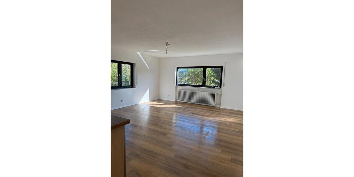 Erdgeschoßwohnung Oberndorf am Neckar - 3 Zimmer, 78 m&sup2;, 780&euro; | Angebot:26504453