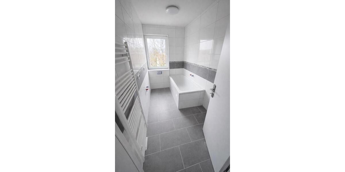 Etagenwohnung Ochsenfurt - 4 Zimmer, 75 m&sup2;, 950&euro; | Angebot:25948041