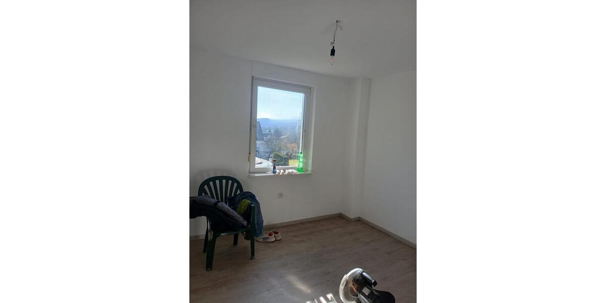 Etagenwohnung Hemer - 4 Zimmer, 75 m&sup2;, 760&euro; | Angebot:25232972