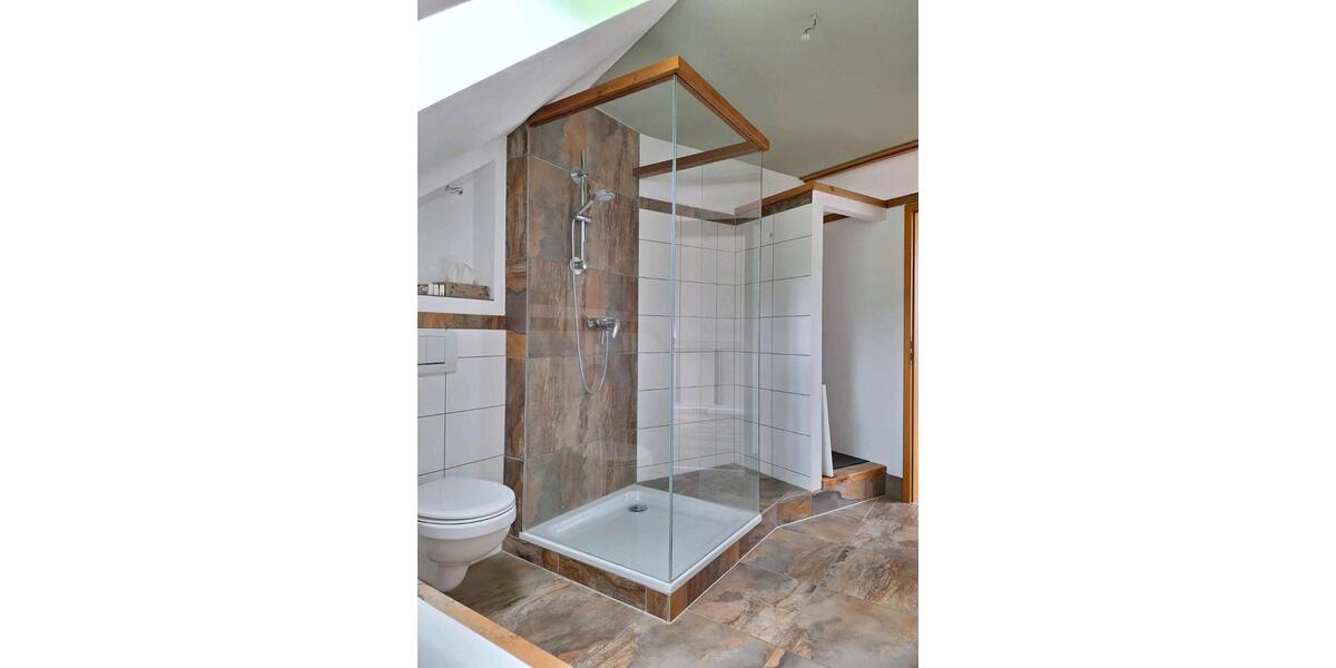 Dachgeschoßwohnung Nettetal - 1 Zimmer, 72 m&sup2;, 830&euro; | Angebot:25180569