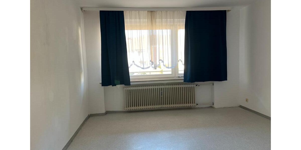 Wohnung zu vermieten, mittel alt oder ältere ohne Kinder 2 zimmer