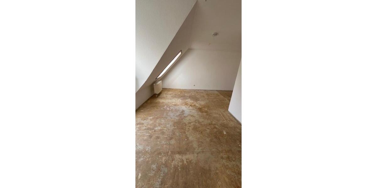 Dachgeschoßwohnung Olbernhau - 1 Zimmer, 34 m&sup2;, 197&euro; | Angebot:24704386