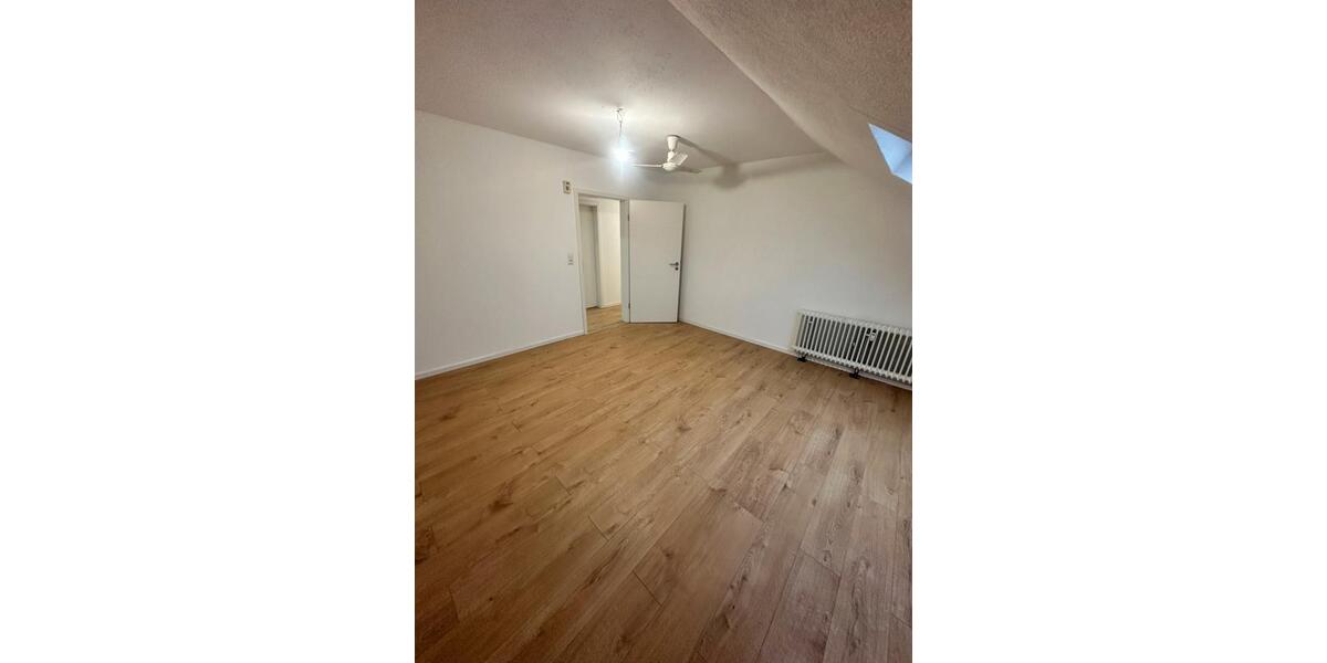 Dachgeschoßwohnung Meißenheim - 3.5 Zimmer, 70 m&sup2;, 850&euro; | Angebot:26520324