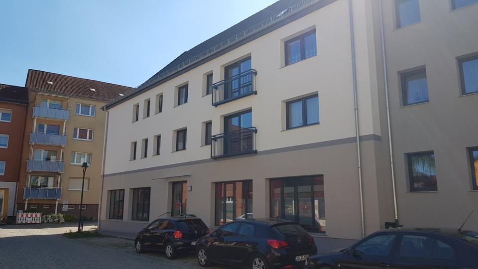 moderne 2-Raum-Wohnung in der Stadtmitte von Malchin