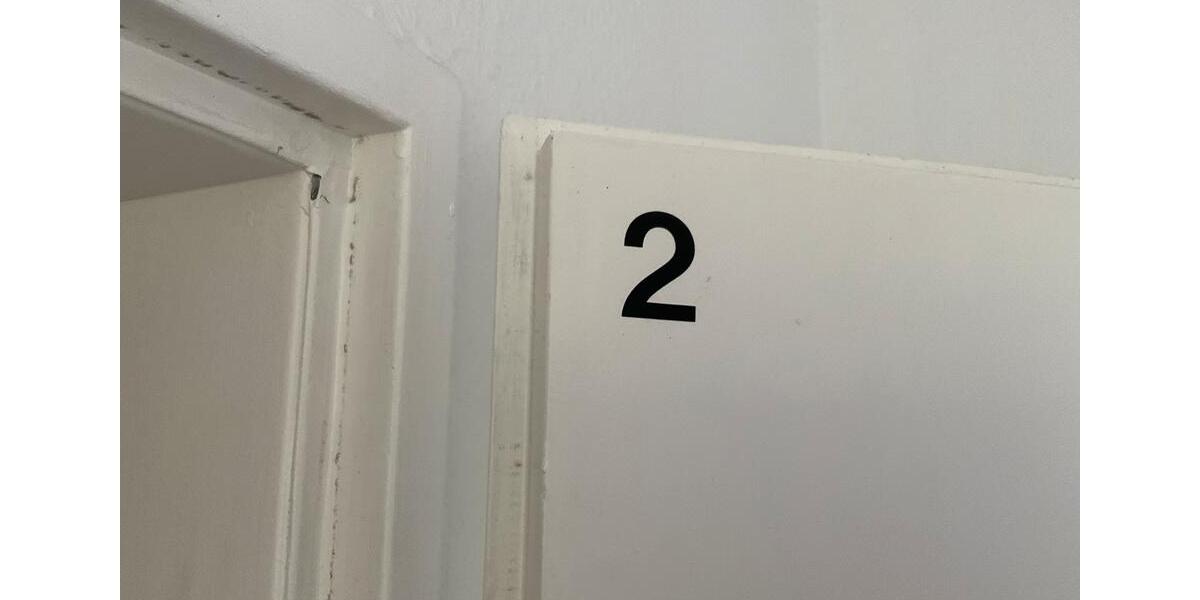 Schönes WG Zimmer in Männer-WG 1 zimmer