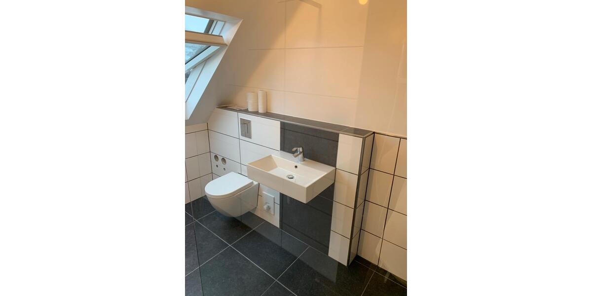 Dachgeschoßwohnung Lebach - 2 Zimmer, 63 m&sup2;, 550&euro; | Angebot:25975905