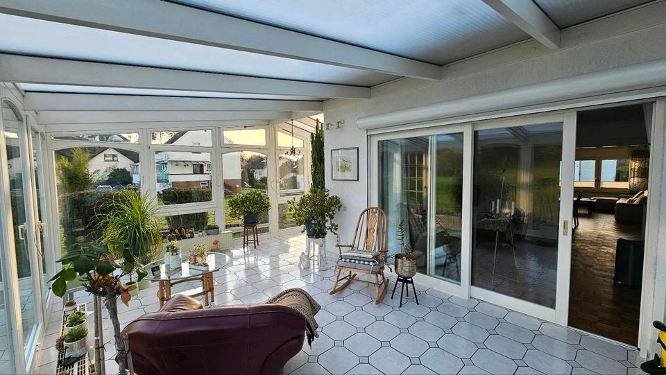 Helle 3 Zimmerwohnung mit Garten und Wintergarten | 144 m² 3 zimmer