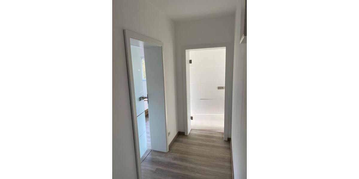 Etagenwohnung Engelskirchen - 3.5 Zimmer, 80 m&sup2;, 990&euro; | Angebot:26636751