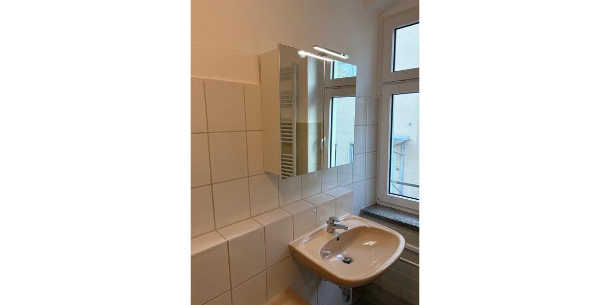 Etagenwohnung Limbach-Oberfrohna Oberfrohna - 2 Zimmer, 65 m&sup2;, 390&euro; | Angebot:26695177