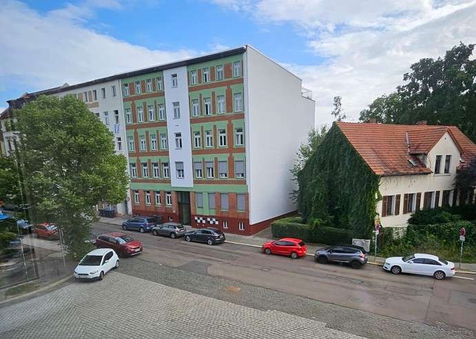 Wohnung zum Mieten in Halle 825 € 97 m²