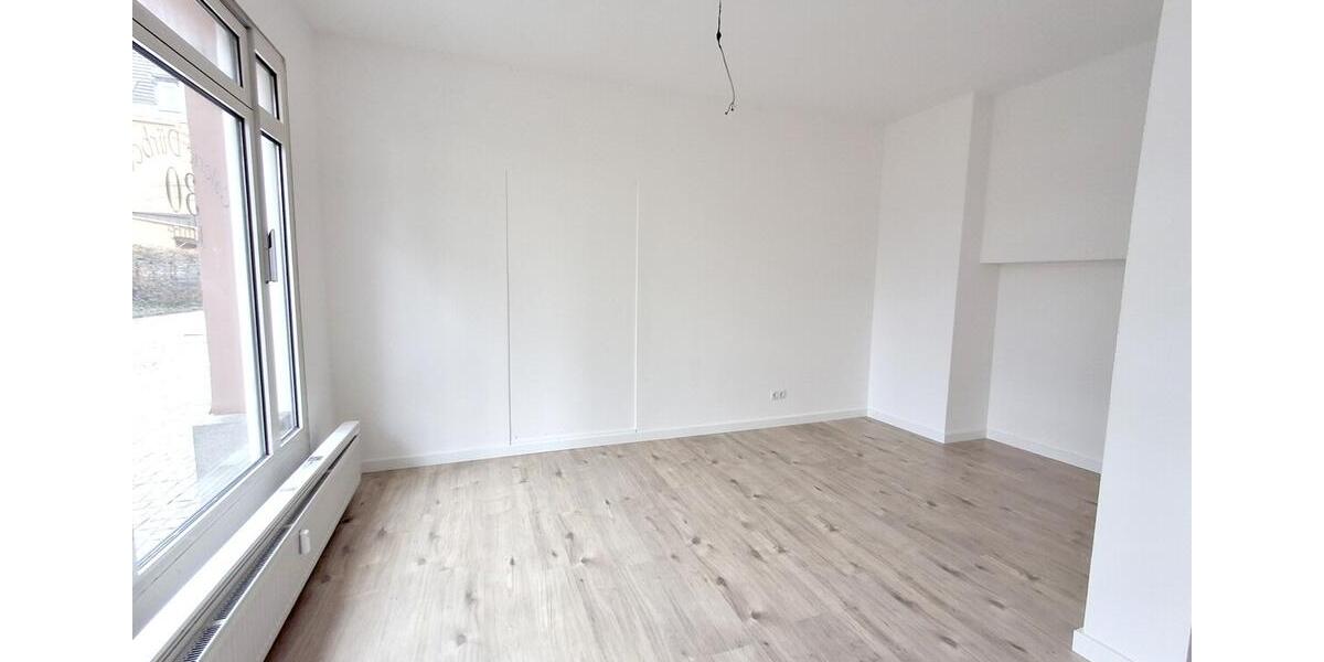 Gewerbeobjekt Deggendorf - 700&euro; | Angebot:25354368