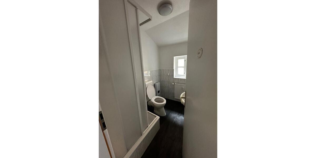 Etagenwohnung Teterow - 4 Zimmer, 101 m&sup2;, 911&euro; | Angebot:26248161