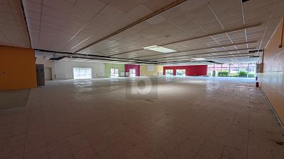 VIELE MÖGLICHKEITEN IM GEWERBEGEBIET 3 zimmer