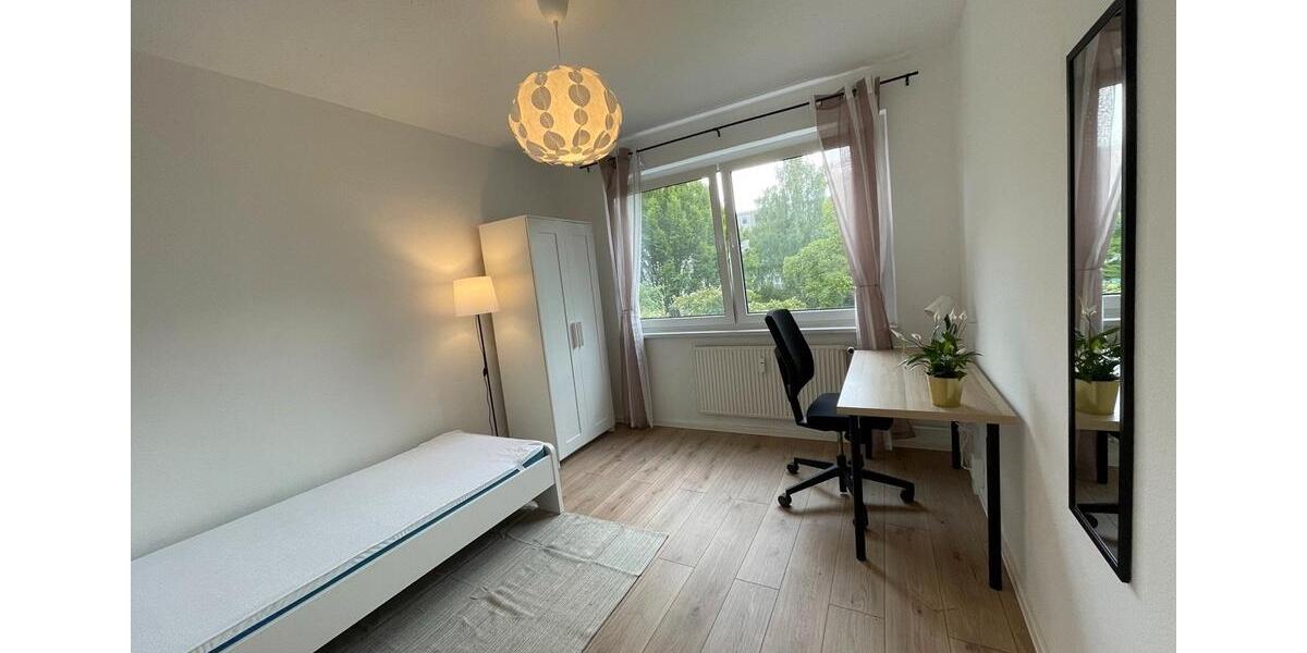 Wohnen auf Zeit Eberswalde - 4 Zimmer, 10 m&sup2;, 400&euro; | Angebot:26253891