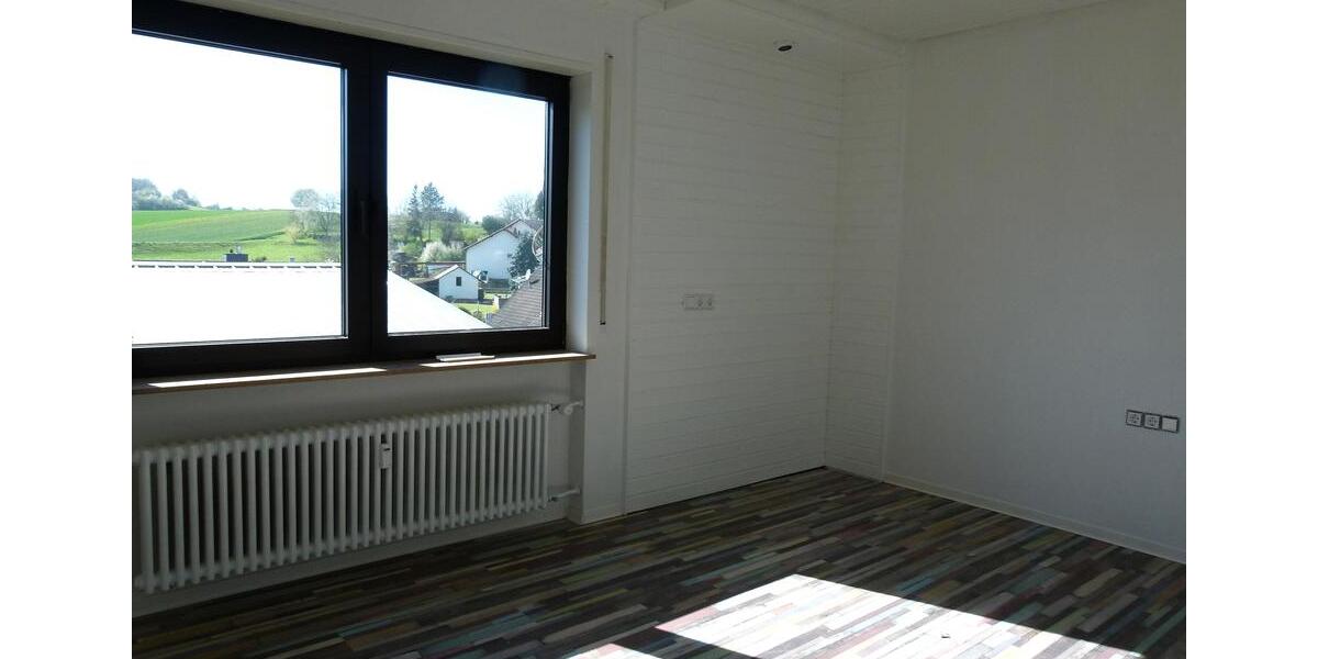 Erdgeschoßwohnung Angelbachtal - 5.5 Zimmer, 185 m&sup2;, 1.600&euro; | Angebot:26208046