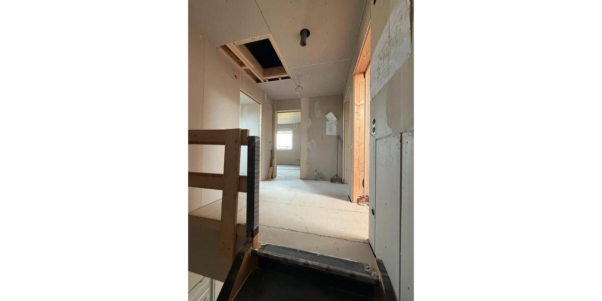 Doppelhaushälfte Ehrenkirchen - 2 Zimmer, 125 m&sup2;, 2.300&euro; | Angebot:26264094