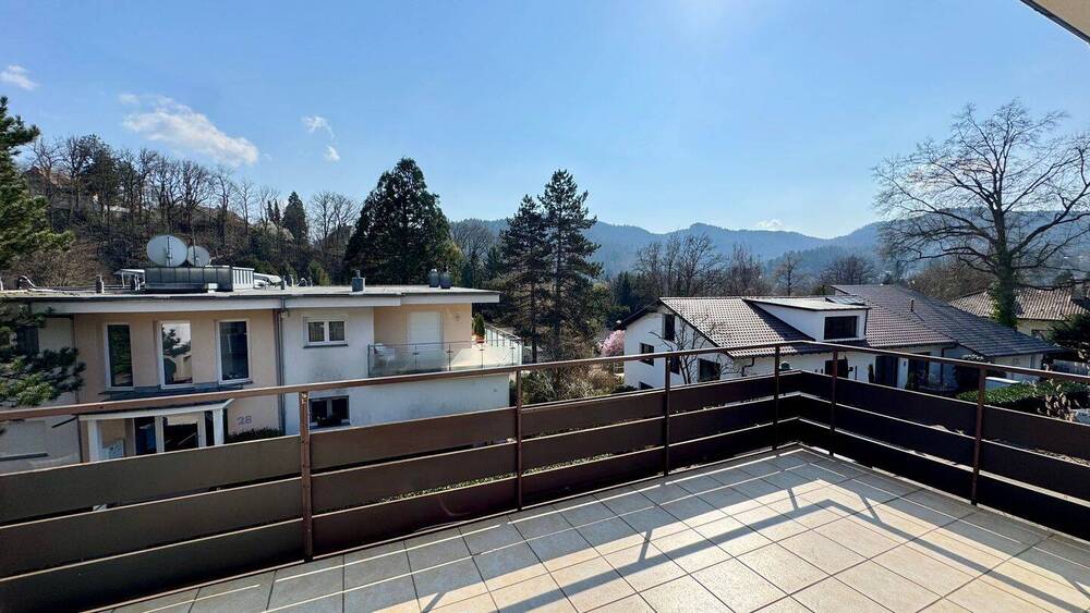 Etagenwohnung Baden-Baden Innenstadt - 3 Zimmer, 105 m&sup2;, 1.250&euro; | Angebot:26730777