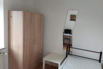 Wohnen auf Zeit Jülich - 7 Zimmer, 9 m&sup2;, 370&euro; | Angebot:25982261