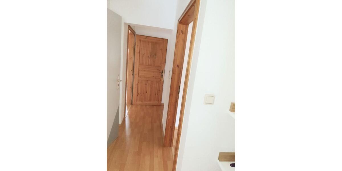 Etagenwohnung Südharz - 3 Zimmer, 63 m&sup2;, 375&euro; | Angebot:23200671