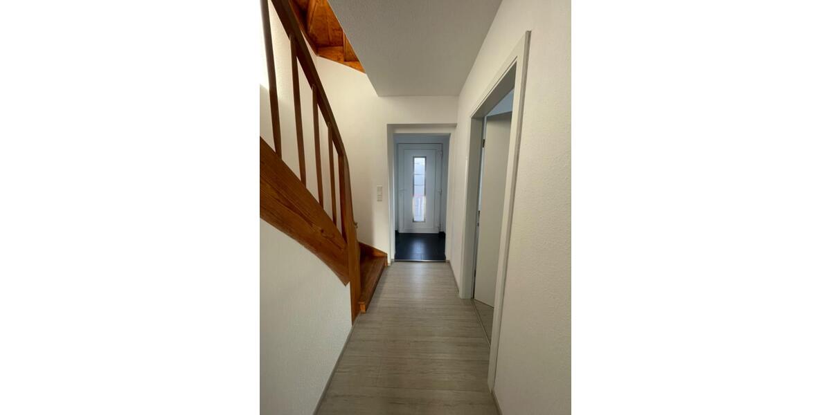 Reihenhaus Bad Homburg vor der Höhe Gonzenheim - 4 Zimmer, 110 m&sup2;, 1.950&euro; | Angebot:24721668