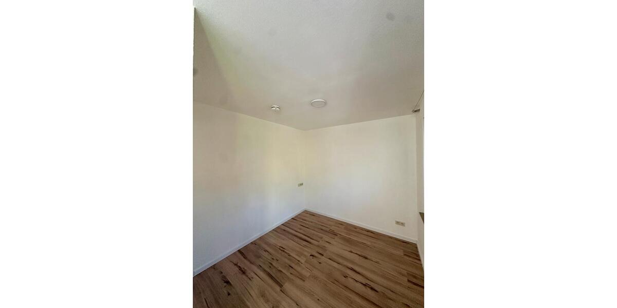 Etagenwohnung Tübingen - 1.5 Zimmer, 34 m&sup2;, 950&euro; | Angebot:26701937