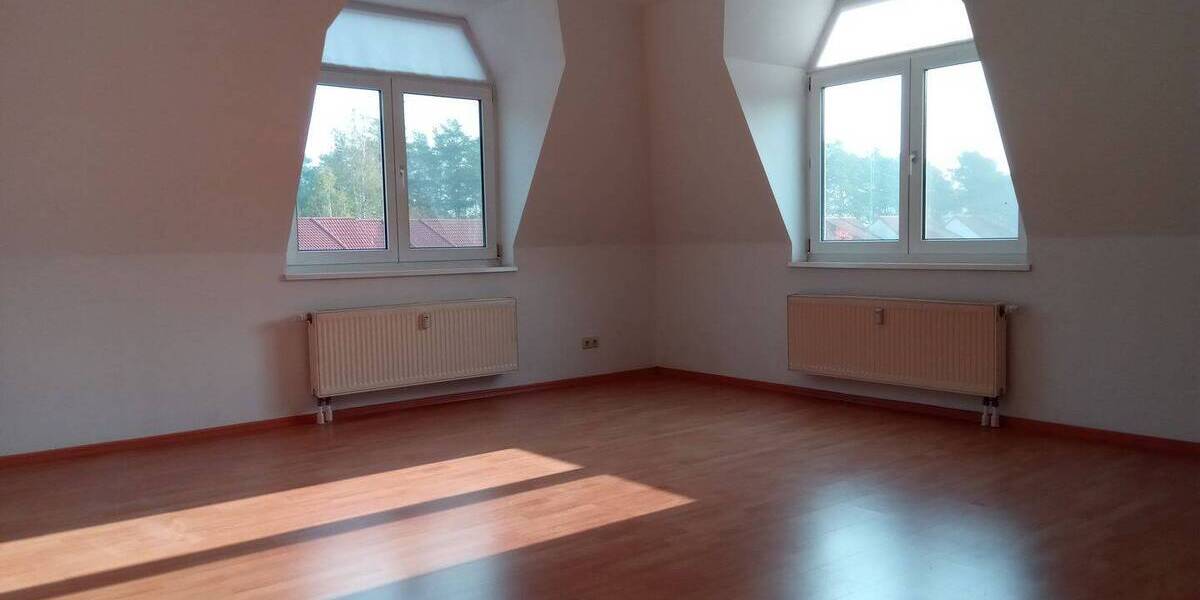 Etagenwohnung Schipkau Meuro - 3 Zimmer, 84 m&sup2;, 480&euro; | Angebot:26675011