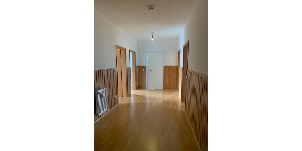 Erdgeschoßwohnung Elsenfeld - 3 Zimmer, 96 m&sup2;, 690&euro; | Angebot:24813564