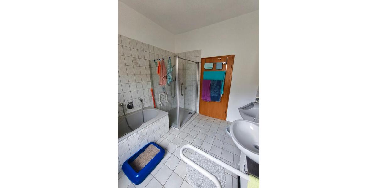 Erdgeschoßwohnung Einbeck - 3 Zimmer, 86 m&sup2;, 680&euro; | Angebot:26518188