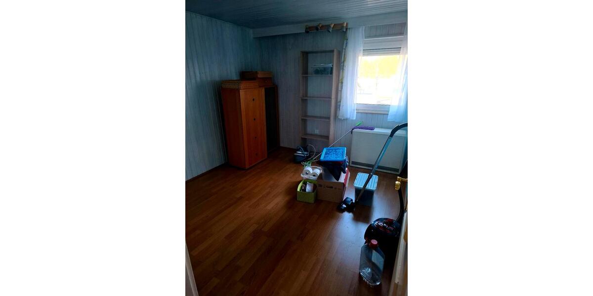 Etagenwohnung Schwetzingen - 3 Zimmer, 70 m&sup2;, 1.000&euro; | Angebot:25838291