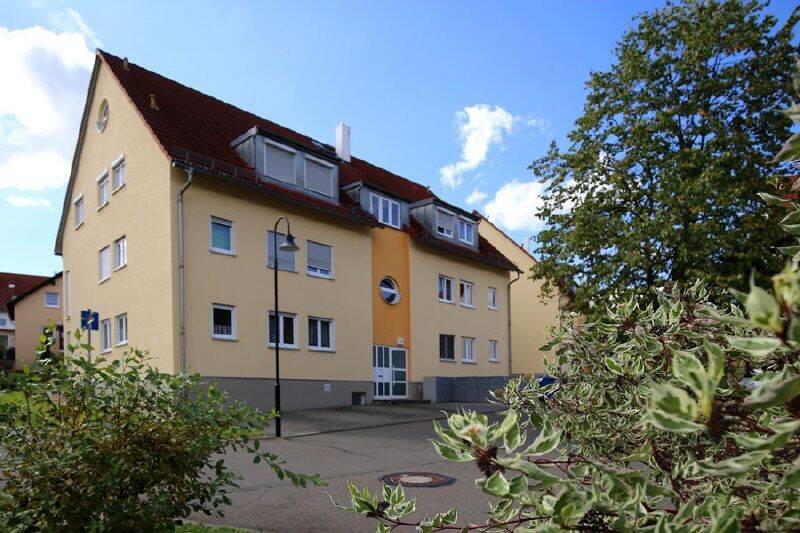 Etagenwohnung Reinsdorf Vielau - 2 Zimmer, 63 m&sup2;, 400&euro; | Angebot:26778621