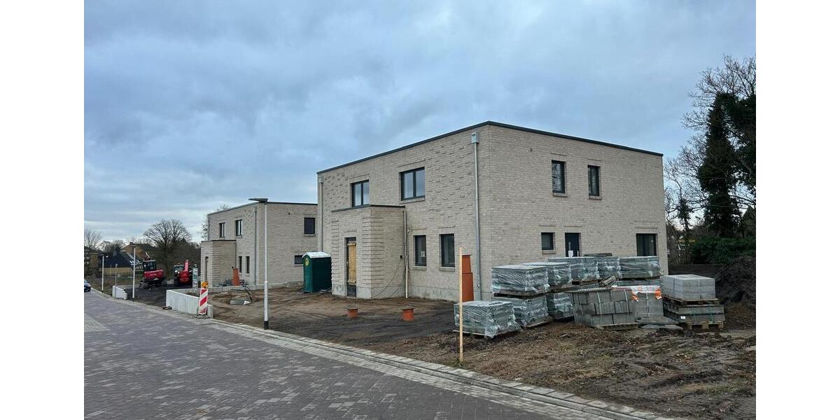 Doppelhaushälfte Schleswig - 4 Zimmer, 140 m&sup2;, 1.600&euro; | Angebot:24719718