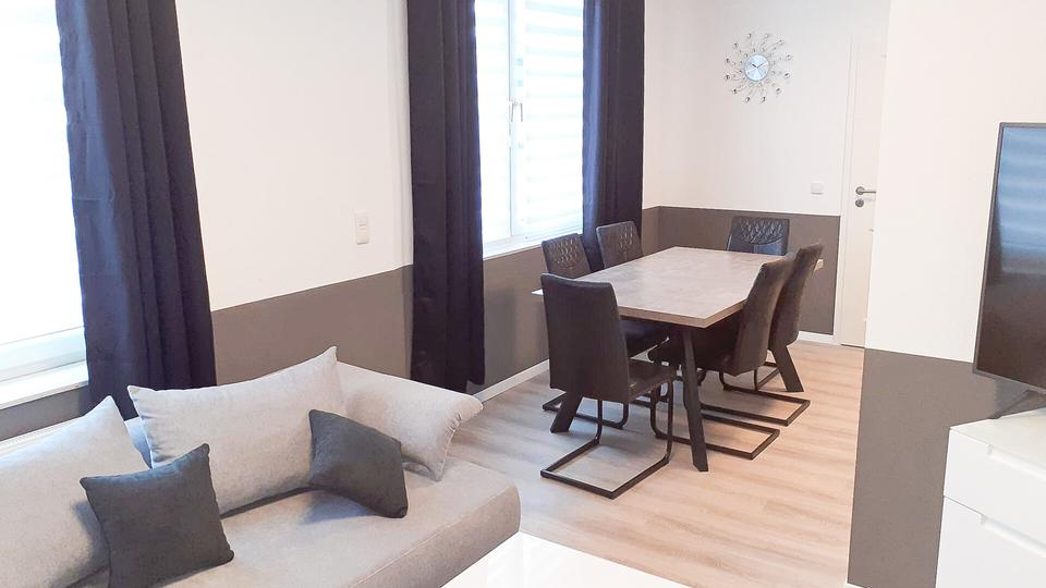 Erdgeschoßwohnung Oberndorf - 3 Zimmer, 80 m&sup2;, 720&euro; | Angebot:26645700