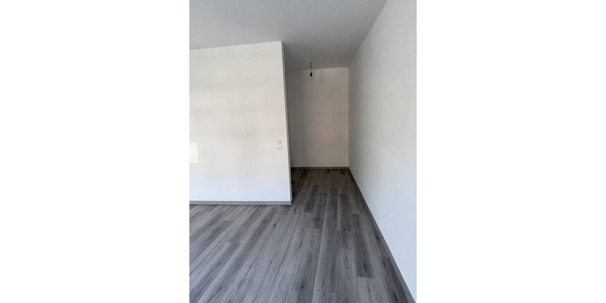 Etagenwohnung Düsseldorf Oberkassel - 2 Zimmer, 72 m&sup2;, 1.051&euro; | Angebot:26329682