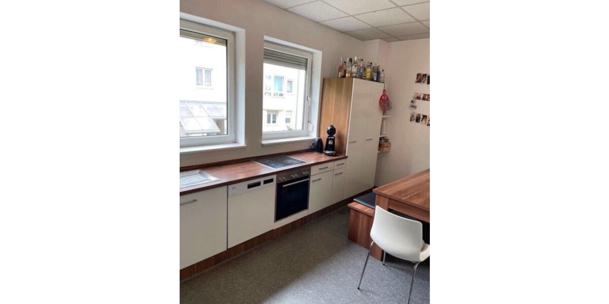 Etagenwohnung Regensburg Ganghofersiedlung - 5 Zimmer, 150 m&sup2;, 580&euro; | Angebot:24836287