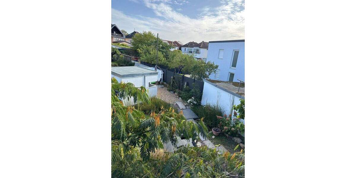 Etagenwohnung Brühl Rohrhof - 4 Zimmer, 108 m&sup2;, 1.500&euro; | Angebot:25659075