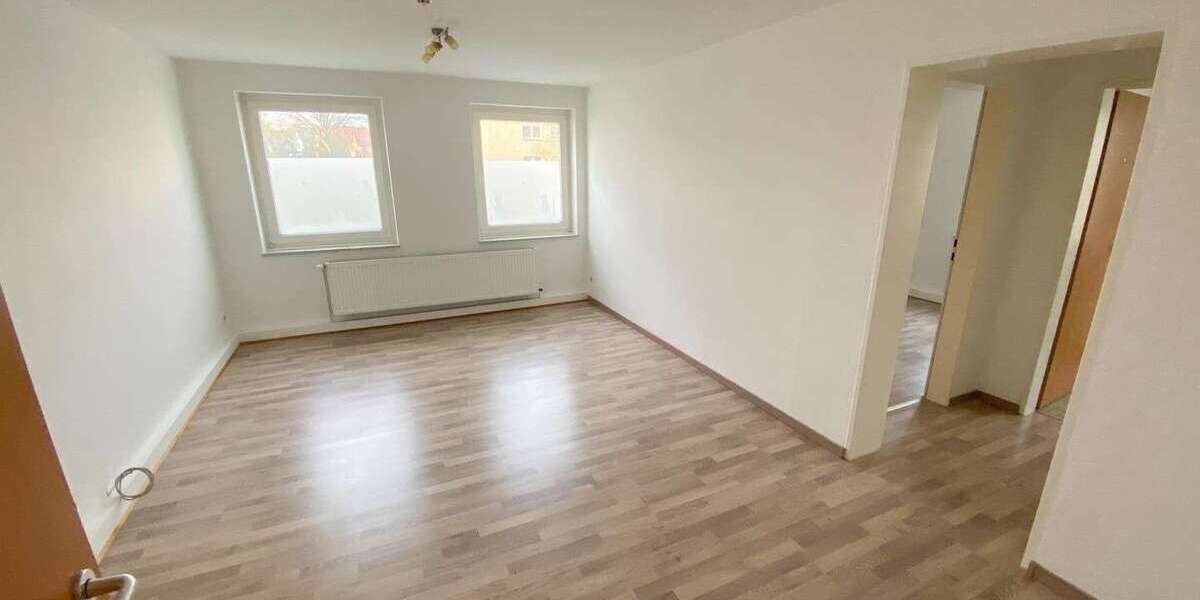 Etagenwohnung Lemgo - 3 Zimmer, 61 m&sup2;, 560&euro; | Angebot:27232833