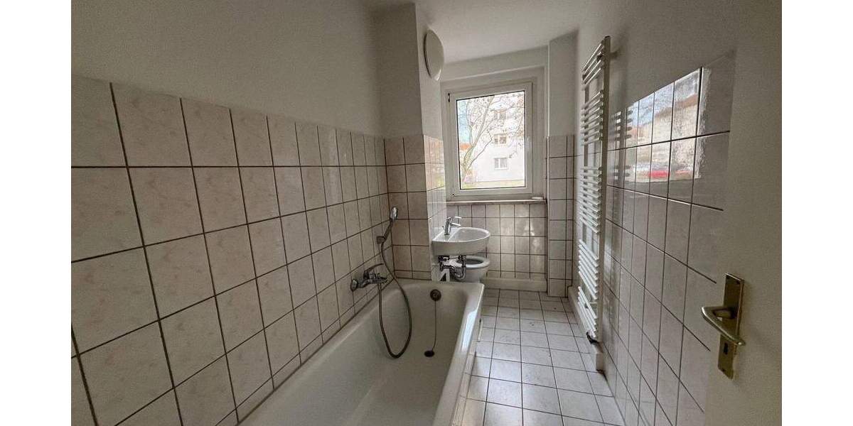 Etagenwohnung Zwickau Marienthal - 3 Zimmer, 56 m&sup2;, 249&euro; | Angebot:26834795