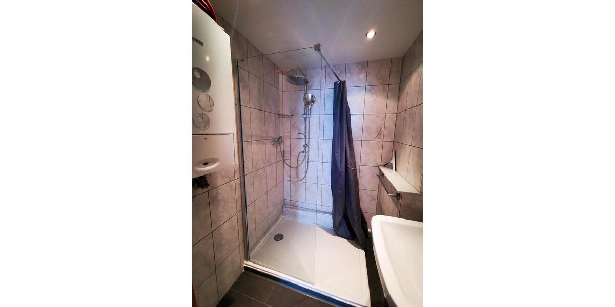 Wohnen auf Zeit Wolfschlugen - 1 Zimmer, 20 m&sup2;, 590&euro; | Angebot:26230409