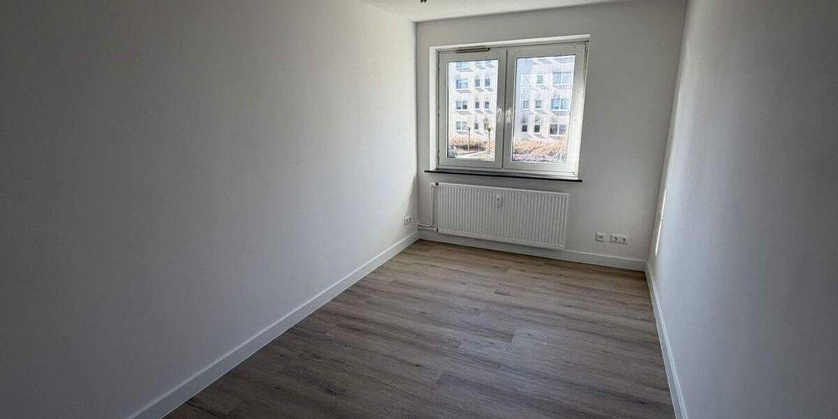 Etagenwohnung Uetersen - 4 Zimmer, 85 m&sup2;, 980&euro; | Angebot:25862067