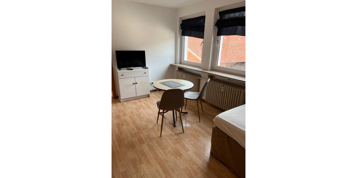 Wohnen auf Zeit Springe - 9 Zimmer, 250 m&sup2;, 15&euro; | Angebot:21582444