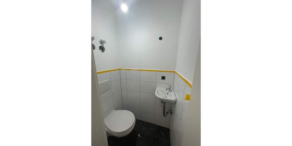 Etagenwohnung Sindelfingen Mitte - 3 Zimmer, 72 m&sup2;, 1.080&euro; | Angebot:25683170