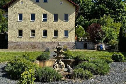 RESERVIERT! Historisch schön, modern bewohnbar - AltstadtWohnung mit Aussicht