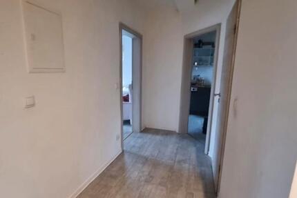 Haus Ehringshausen - 4 Zimmer, 140 m&sup2;, 1.450&euro; | Angebot:27620748