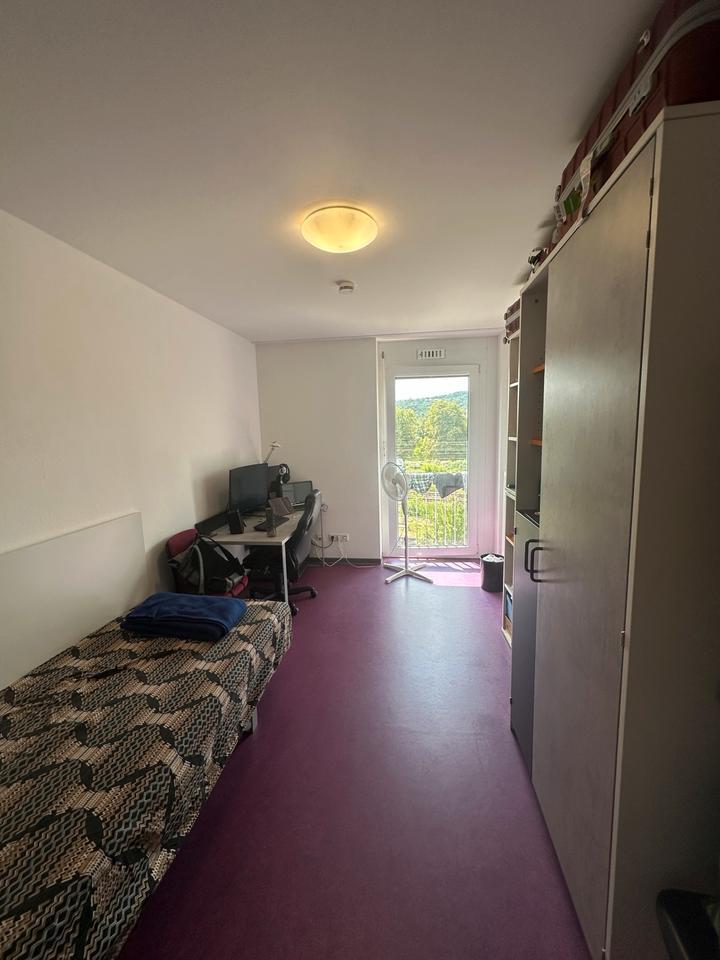 EinzelZimmer im Studentenwohnheim – 7th Aug. bis 29. Aug.