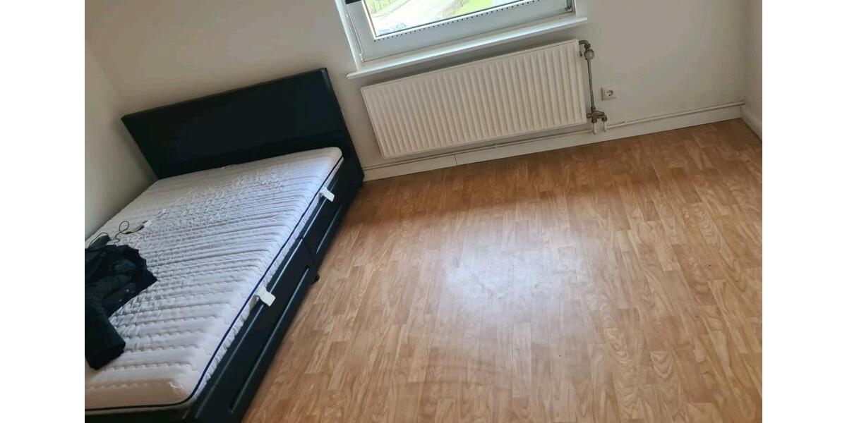 Etagenwohnung Walsrode - 4 Zimmer, 80 m&sup2;, 530&euro; | Angebot:26486265