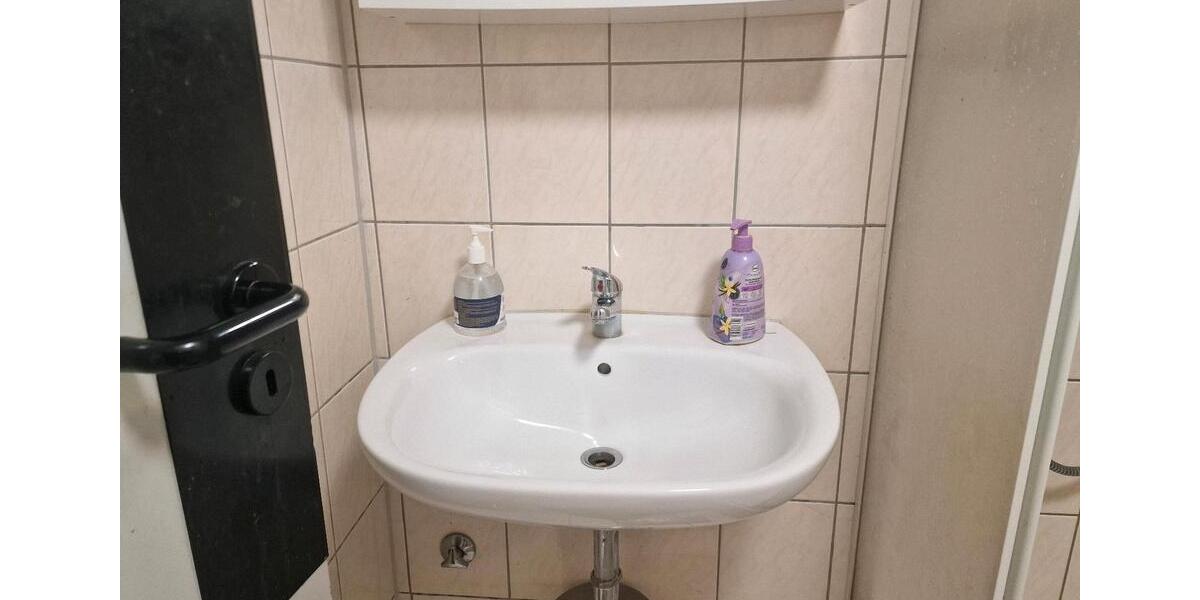 Etagenwohnung Ludwigshafen am Rhein Edigheim - 1 Zimmer, 24 m&sup2;, 390&euro; | Angebot:26248654