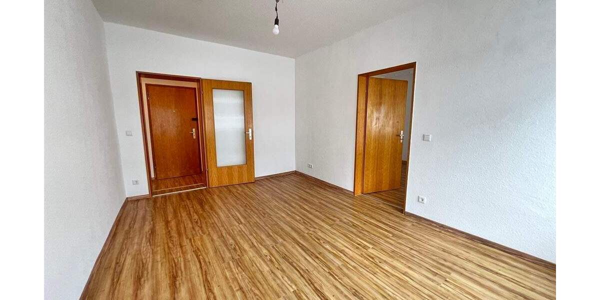 Etagenwohnung Nürnberg Rosenau - 4 Zimmer, 92 m&sup2;, 1.000&euro; | Angebot:23940810
