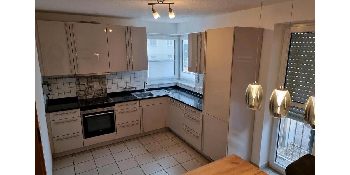 Doppelhaushälfte Straubing - 5 Zimmer, 128 m&sup2;, 1.190&euro; | Angebot:26237543