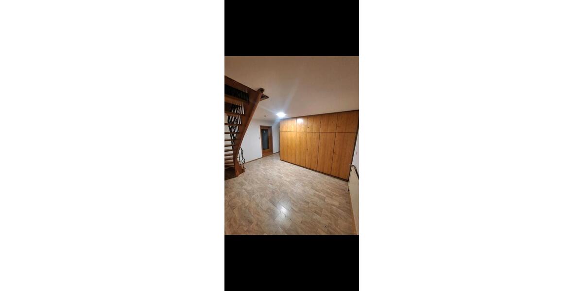 Wohnen auf Zeit Hechingen - 5 Zimmer, 20 m&sup2;, 600&euro; | Angebot:26212602